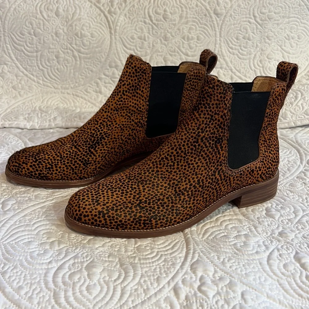 The Ainsley Chelsea Boot‎ in Spotted Calf Hair, size 7